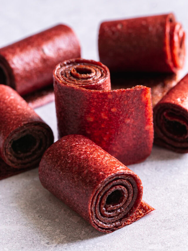 Strawberry Mango Fruit Leather (Fruit Roll-Ups) rolled up