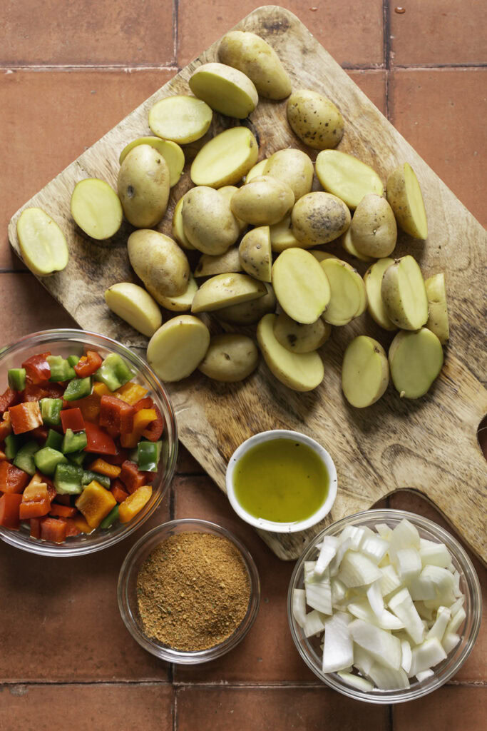 All of the ingredients used to make these fajita roasted potatoes.
