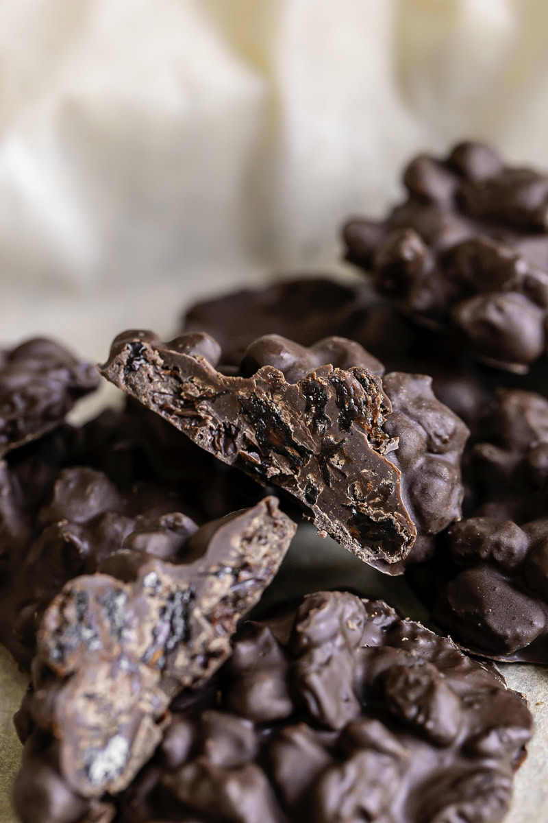 Easy Chocolate Raisin Clusters Healthy Little Vittles